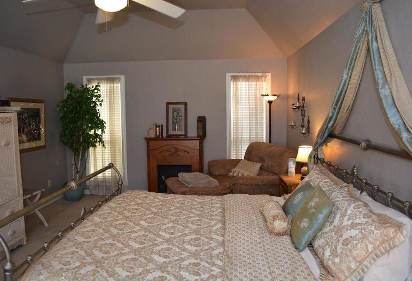 مبيت وإفطار Lindley House Garden Cottages