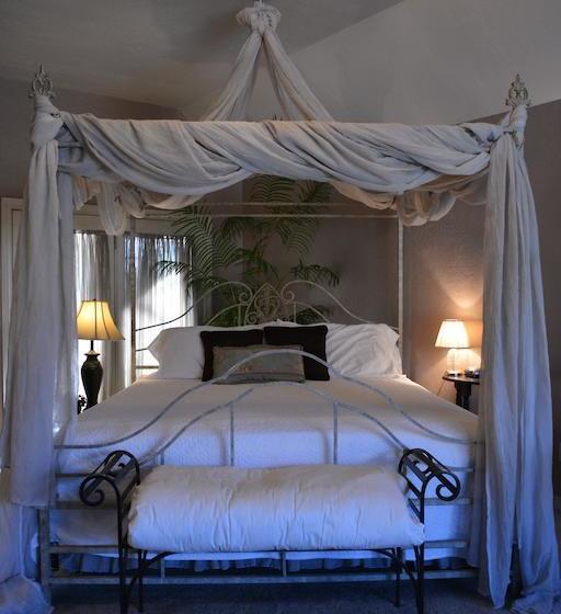 مبيت وإفطار Lindley House Garden Cottages