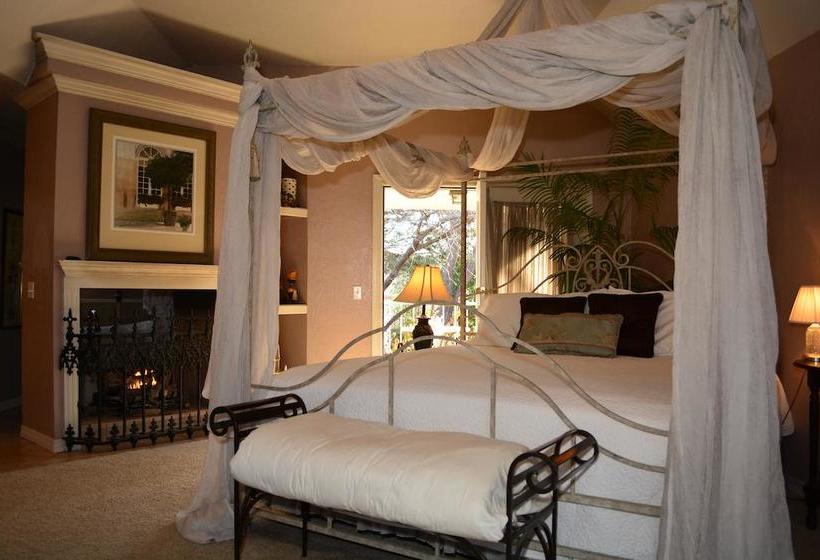 مبيت وإفطار Lindley House Garden Cottages