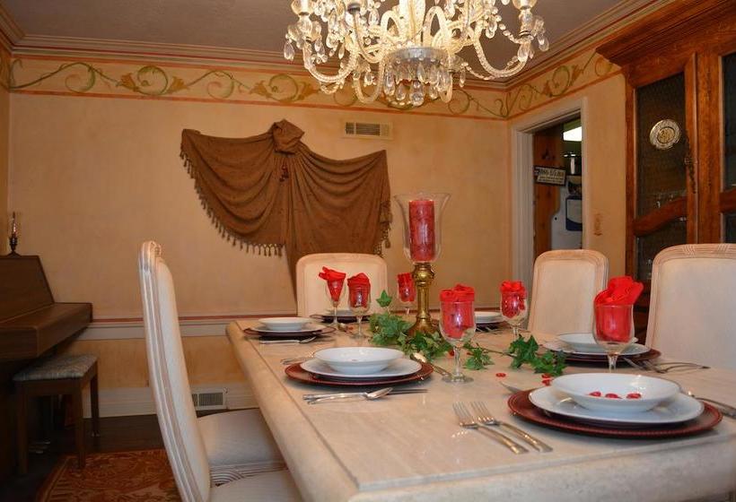 مبيت وإفطار Lindley House Garden Cottages