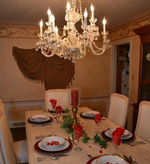 مبيت وإفطار Lindley House Garden Cottages