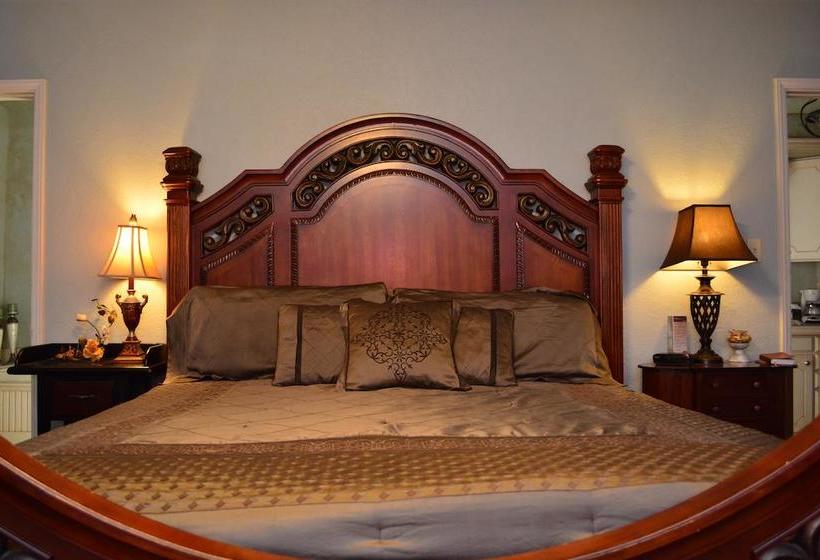 مبيت وإفطار Lindley House Garden Cottages