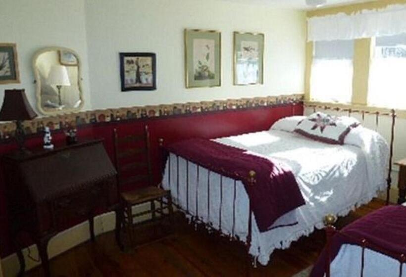 مبيت وإفطار Spruce Moose Lodge