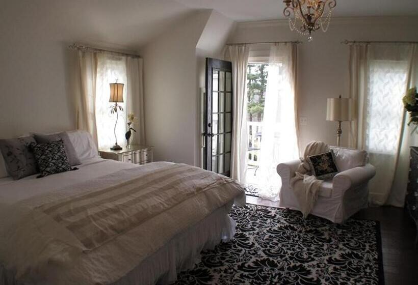 تختخواب و صبحانه The Connecticut River Valley Inn