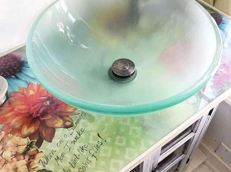 تختخواب و صبحانه The Connecticut River Valley Inn