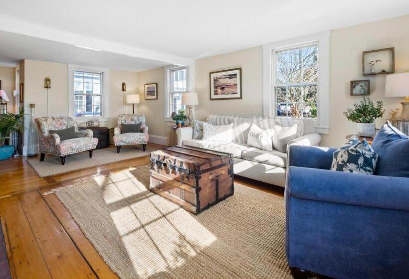 مبيت وإفطار The Parsonage