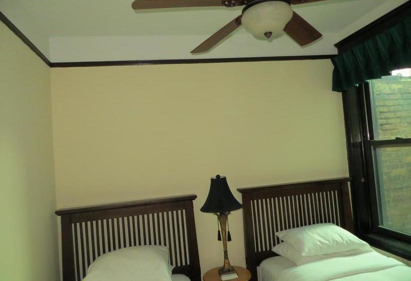 تختخواب و صبحانه The Polo Inn Bridgeport U.s.a