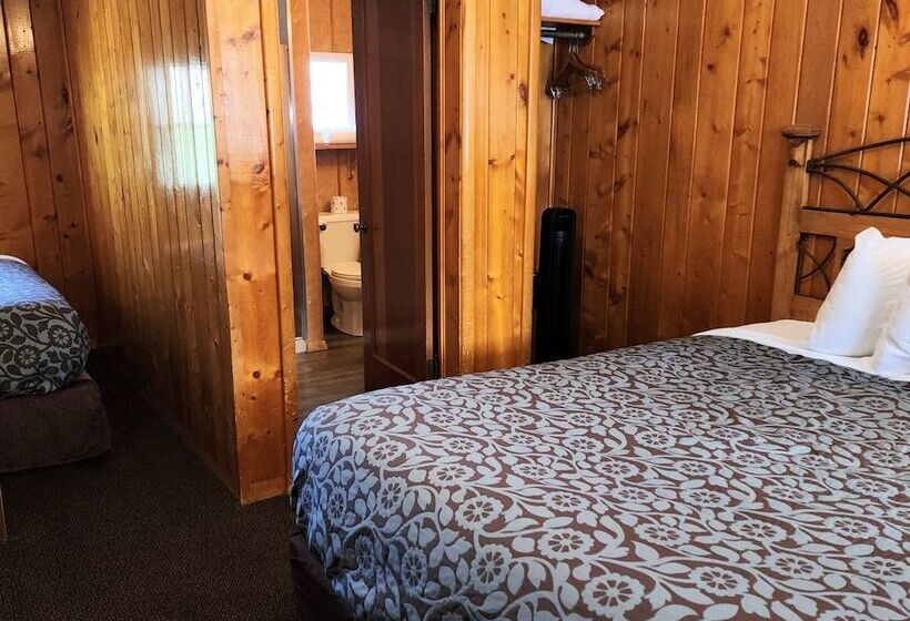 Canyon Motel Near Rocky Mountain National Park