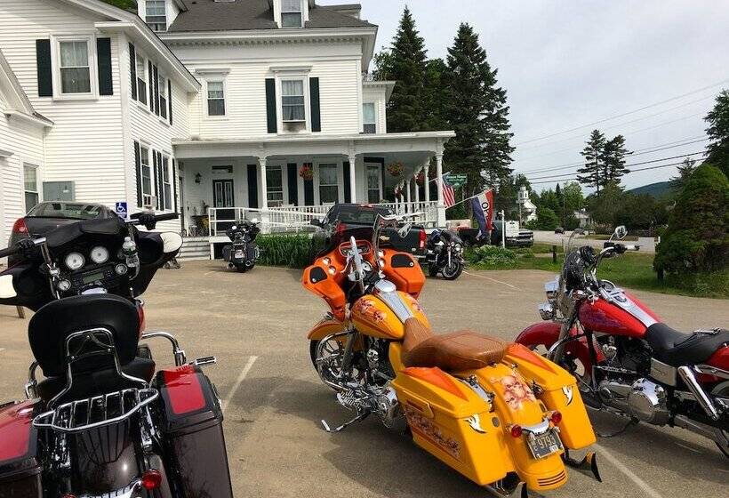 Center Harbor Sutton House B & B