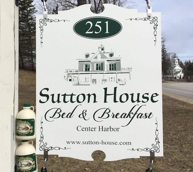 Center Harbor Sutton House B & B