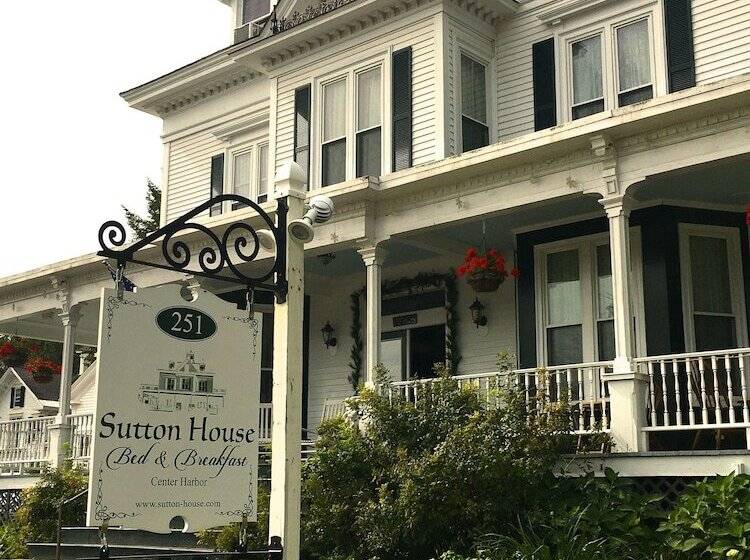 Center Harbor Sutton House B & B
