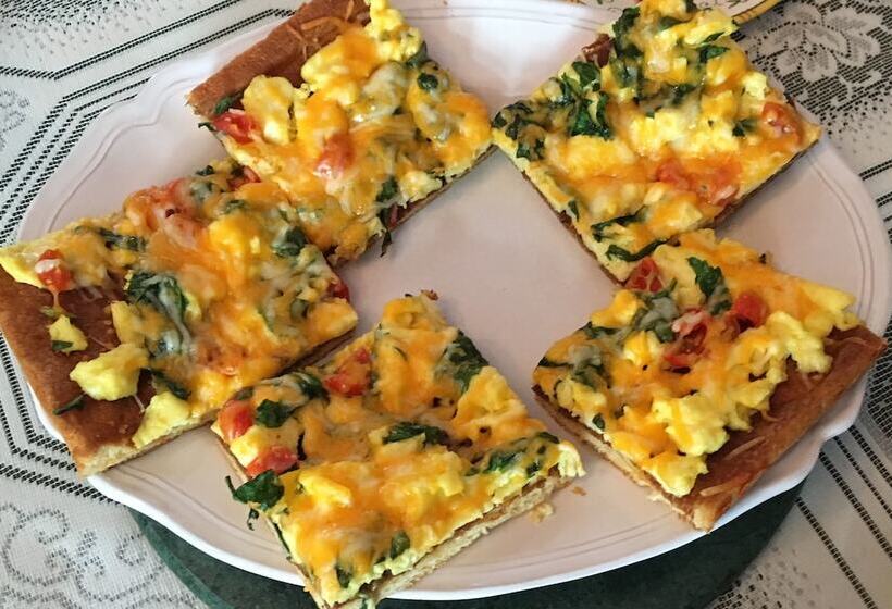 Center Harbor Sutton House B & B