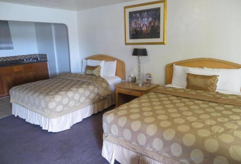 El Trovatore Motel