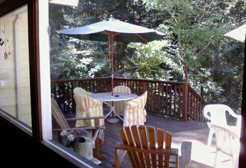 Fairview Manor Bed And Breakfast