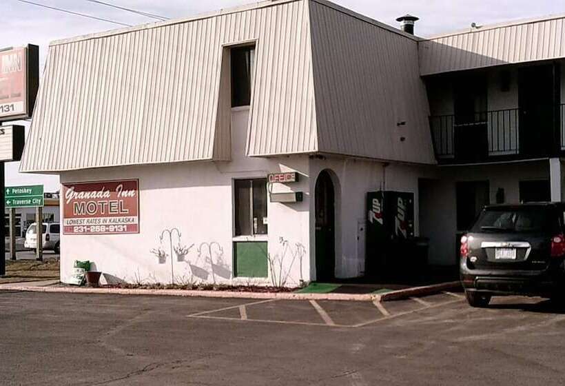 Granada Inn Motel   Kalkaska