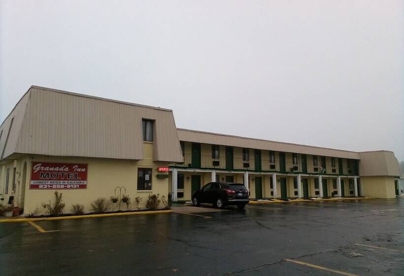 Granada Inn Motel   Kalkaska