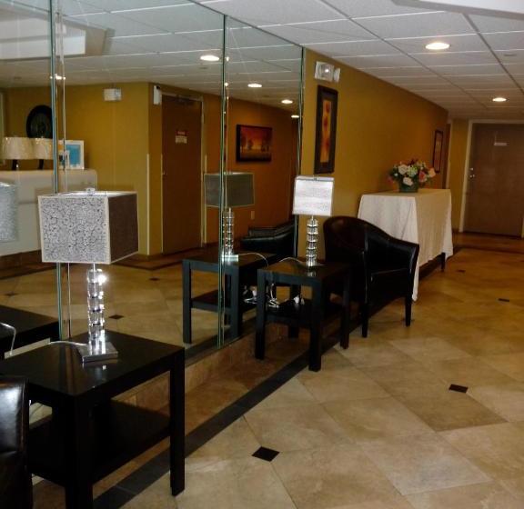 Gulfview Hotel   On The Beach