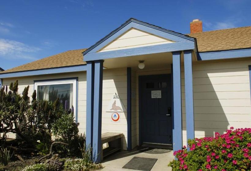 Hi Pigeon Point Lighthouse Hostel