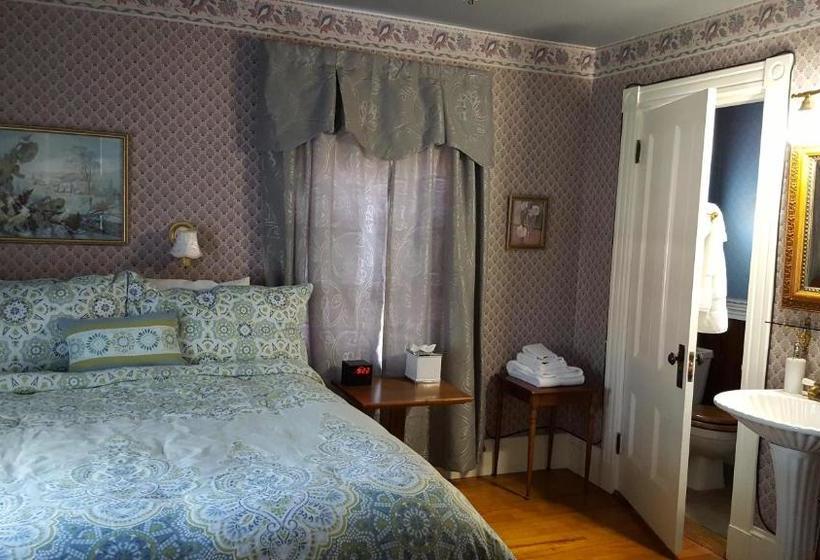 Holidae House Bed & Breakfast