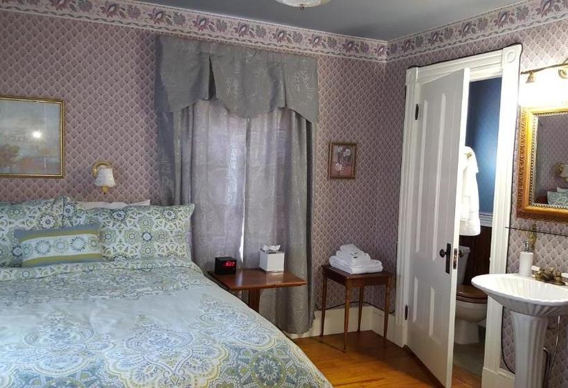 Holidae House Bed & Breakfast