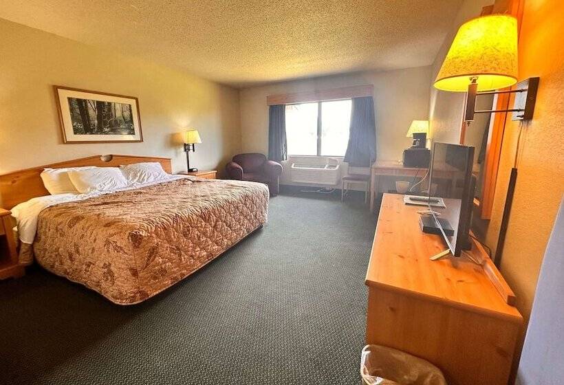 فندق Shell Lake Lodge, A Travelodge By Wyndham