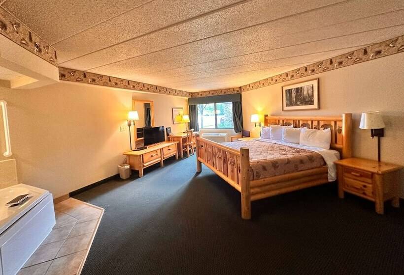 فندق Shell Lake Lodge, A Travelodge By Wyndham