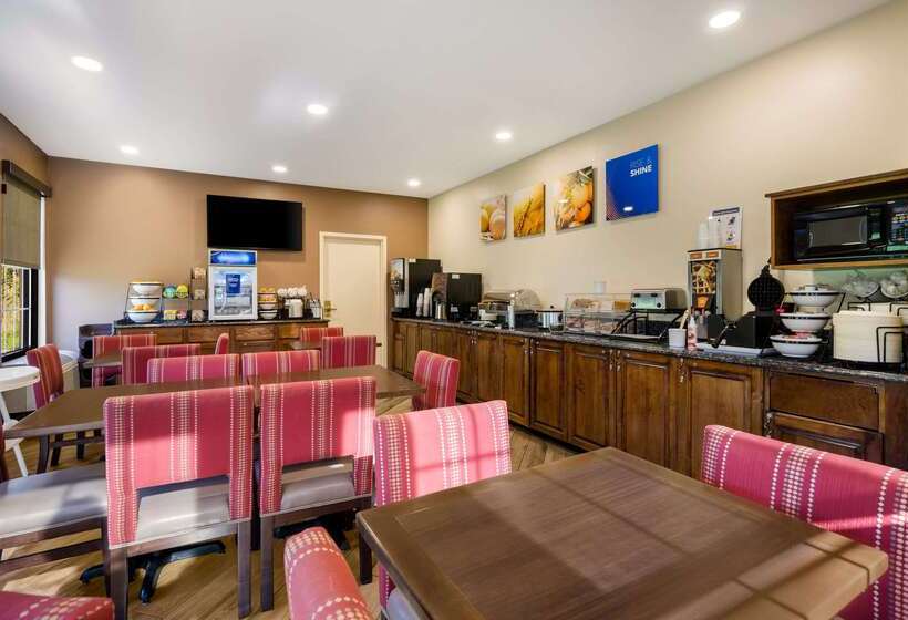 ホテル Comfort Inn Virginia Horse Center