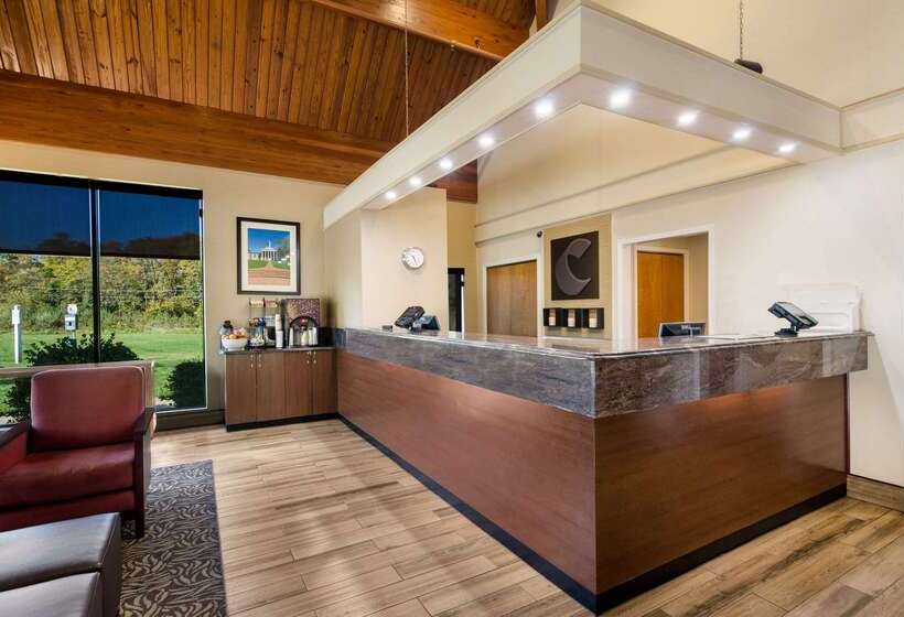 ホテル Comfort Inn Virginia Horse Center