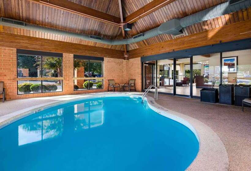 酒店 Comfort Inn Virginia Horse Center