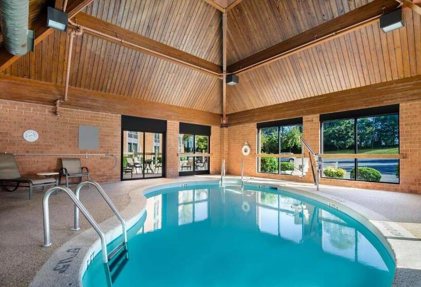 ホテル Comfort Inn Virginia Horse Center