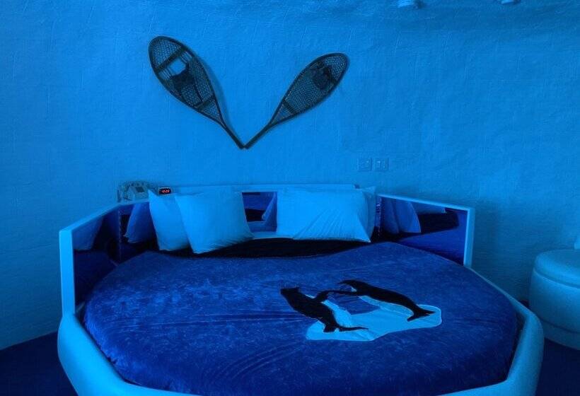 호텔 Designer Inn And Suites