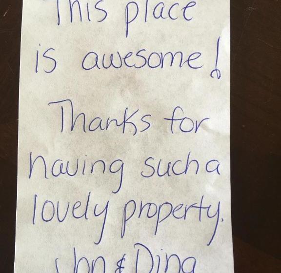 فندق Discovery Inn