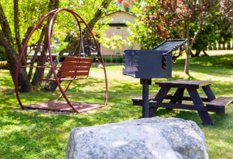 فندق Discovery Inn