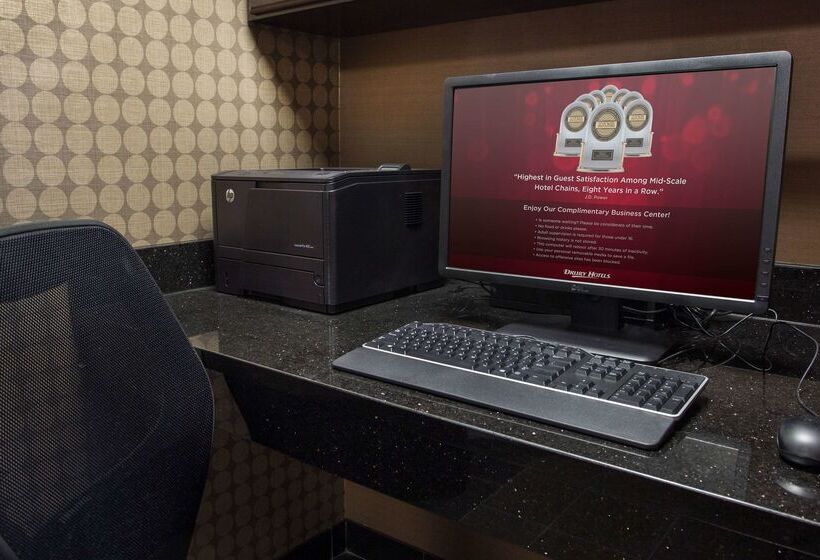 فندق Drury Inn & Suites Springfield Mo