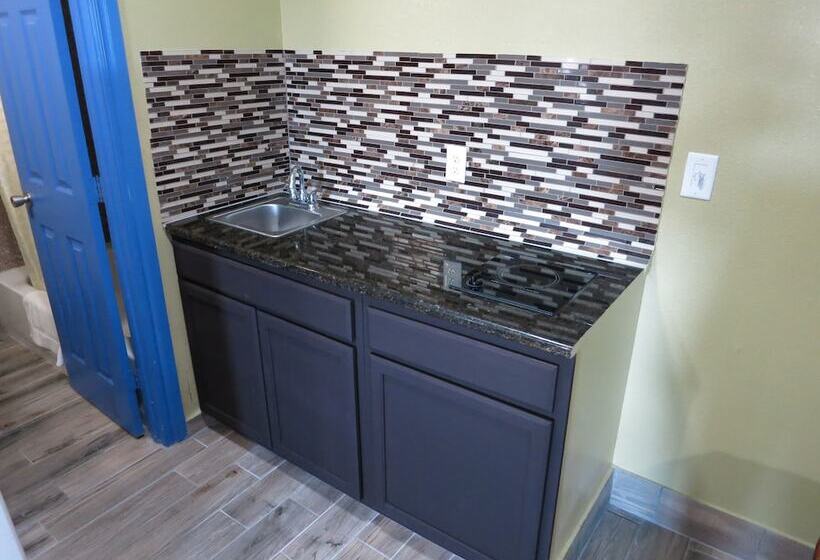 ホテル Gateway Motor Inn