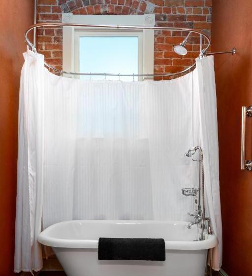 فندق Grand Highland