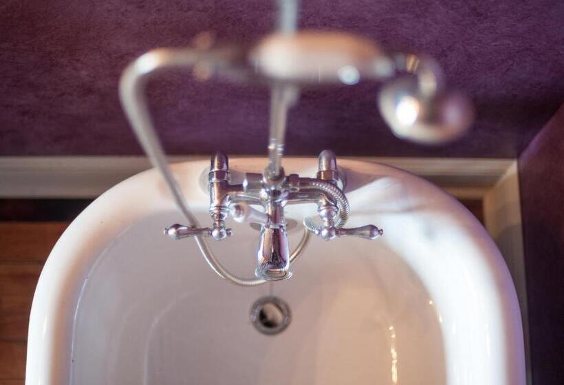 فندق Grand Highland