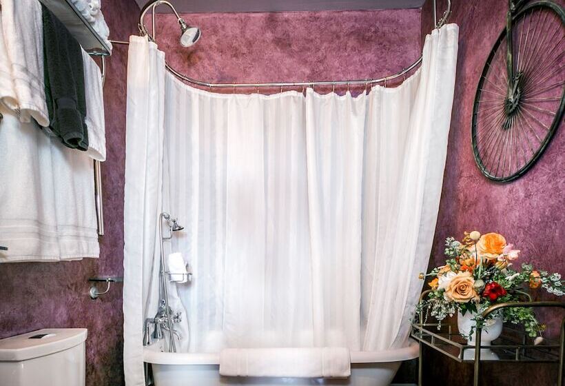 فندق Grand Highland