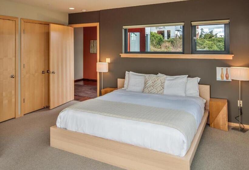 فندق Island Inn At 123 West