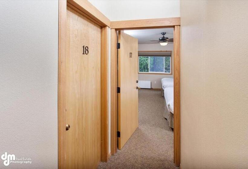 فندق Kenai Airport