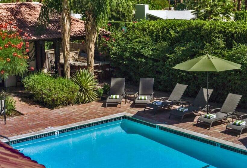 La Maison Hotel   Adults Only