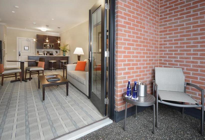 בית מלון כפרי Pavilion Grand