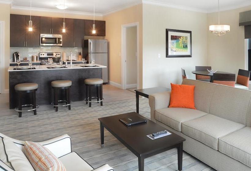 בית מלון כפרי Pavilion Grand