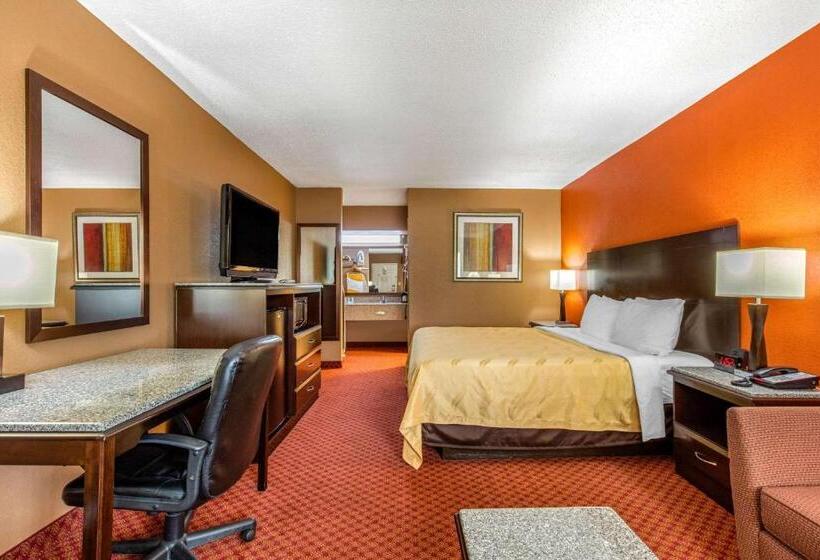 فندق Quality Inn