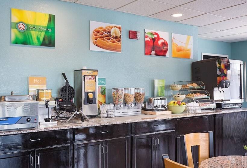 فندق Quality Inn