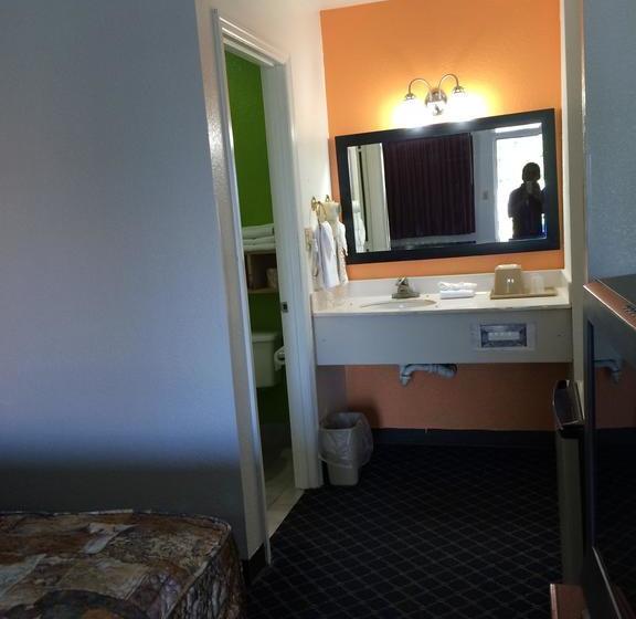 فندق Royal Inn  Richmond Hill