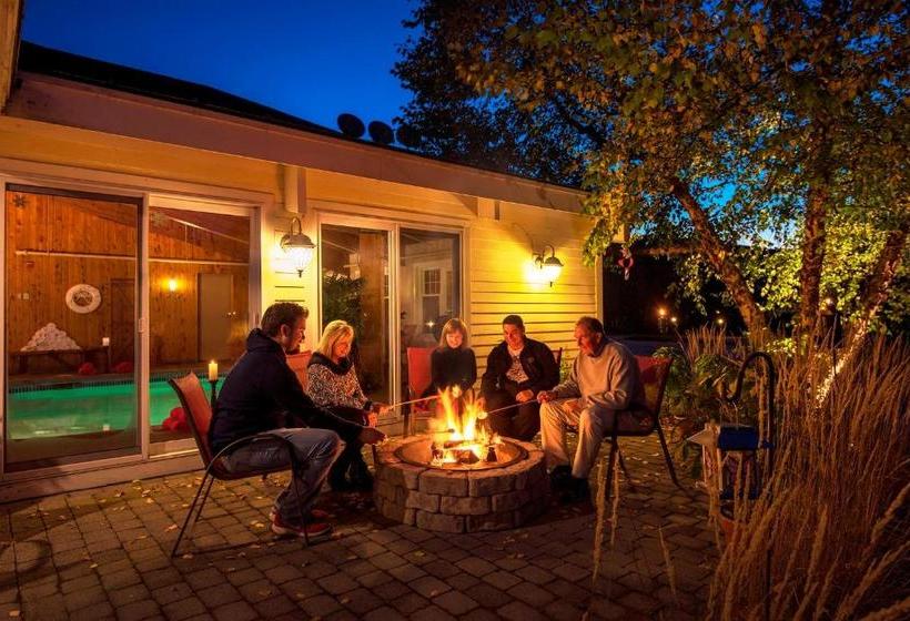 호텔 Snowflake Inn