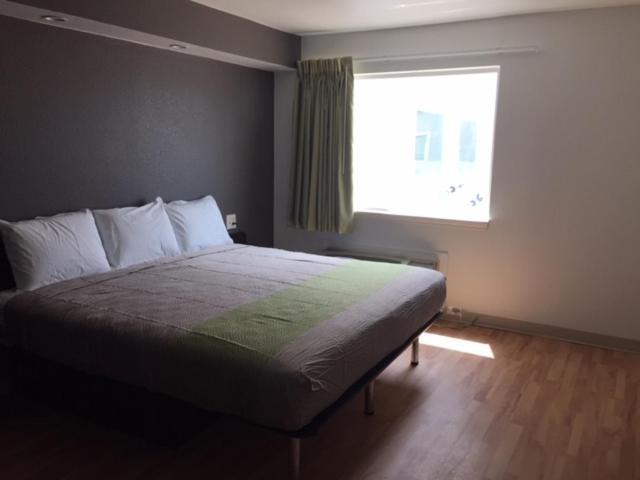 酒店 Studio 6 Burleson