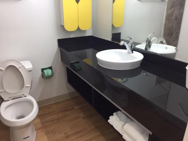 酒店 Studio 6 Burleson