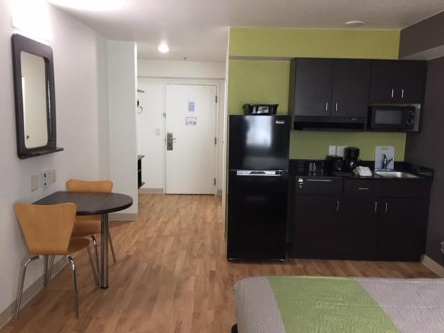 酒店 Studio 6 Burleson